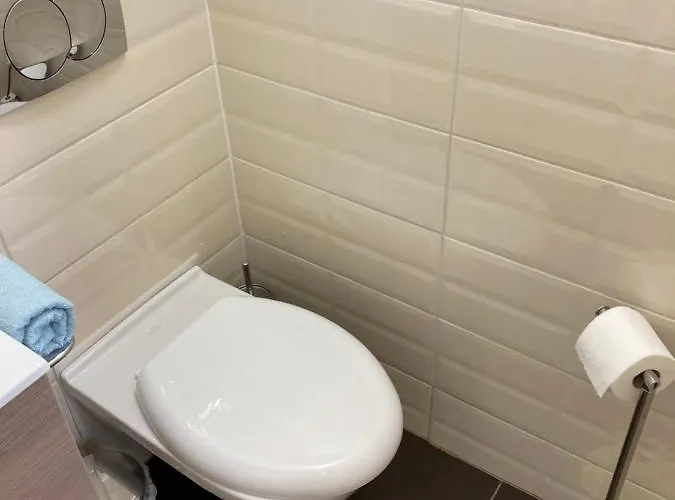 Roland Downtown - Keleti