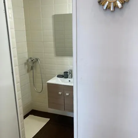 Roland Downtown - Keleti Apartment *