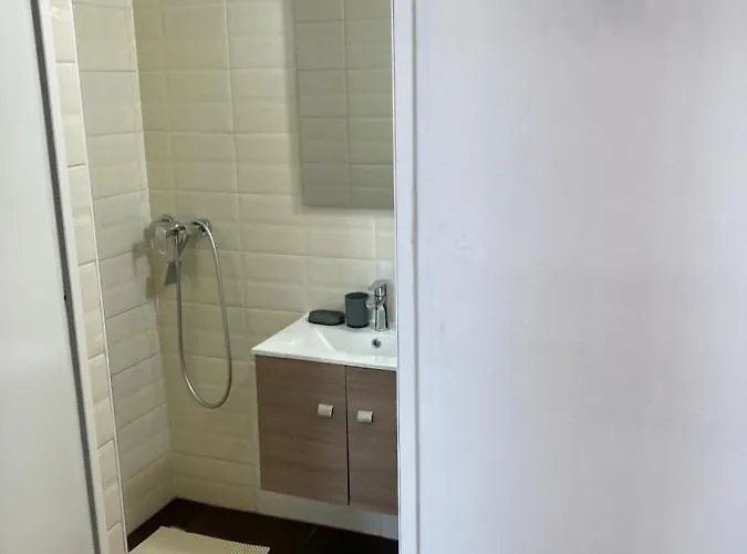 Roland Downtown - Keleti Apartament *