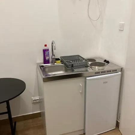 Roland Downtown - Keleti Apartamento Budapest